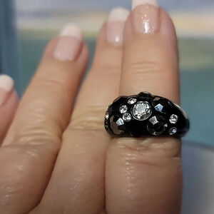 Lia Sophia Retired Flash Dance Black Celebration Ring With Crystals Size…